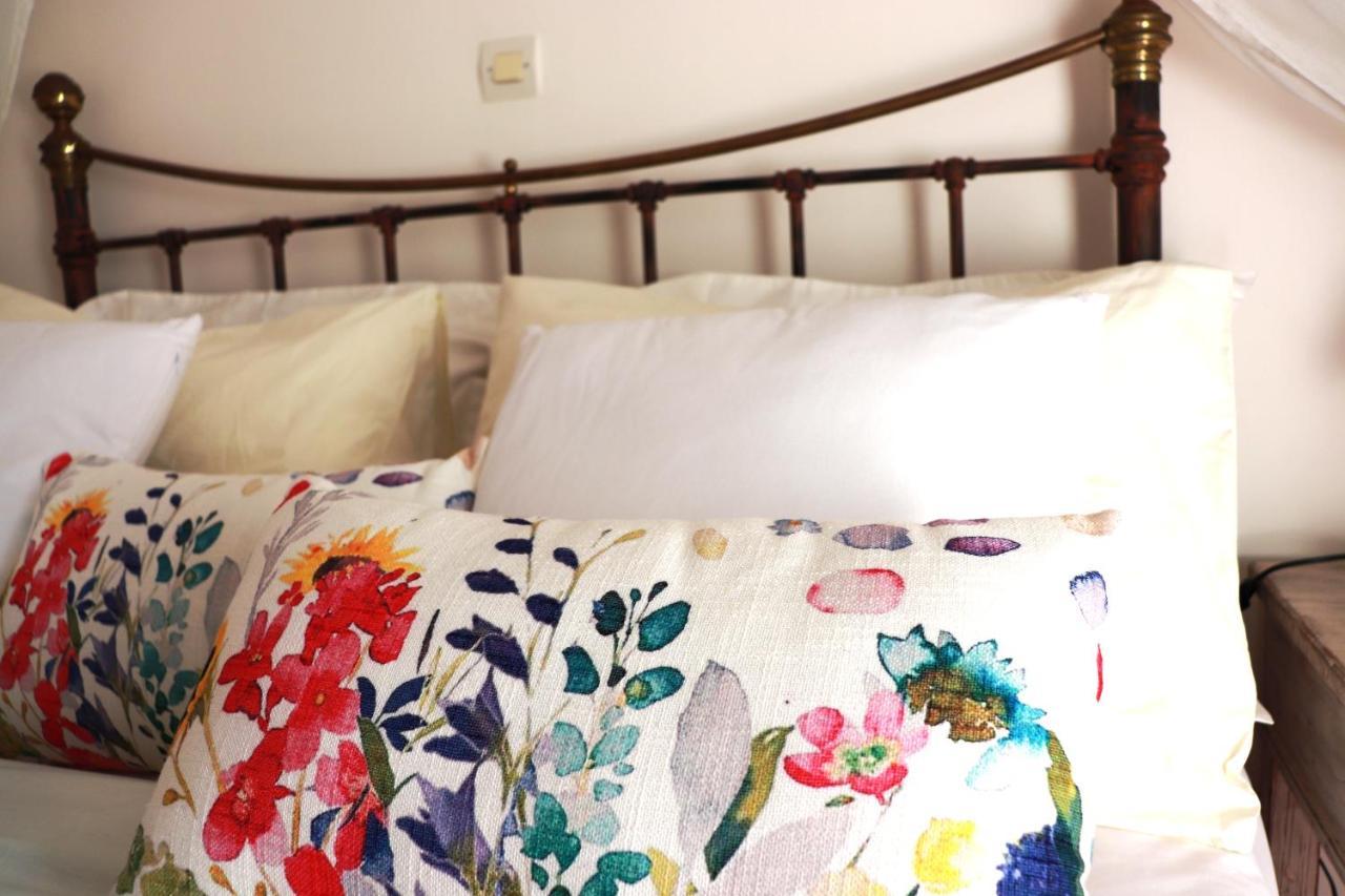 My Little Suites Ermoupoli Esterno foto