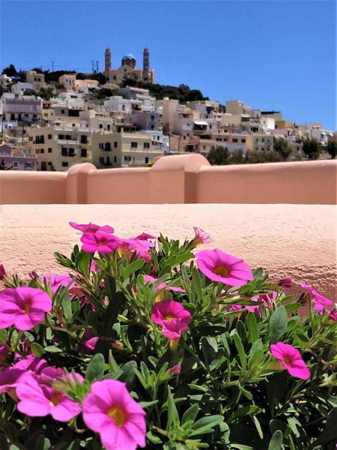 My Little Suites Ermoupoli Esterno foto