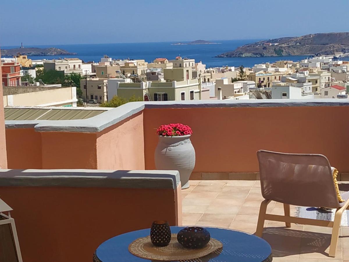 My Little Suites Ermoupoli Esterno foto